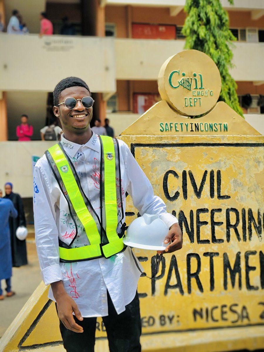 young_deeny_'s tweet photo. ALHAMDULILLAH 🙌
   ND CIVIL ENGINEERING COMPLETED 🚧🏗️
It’s been god now and always 🪐🙌 https://t.co/9SyEVVZoDV