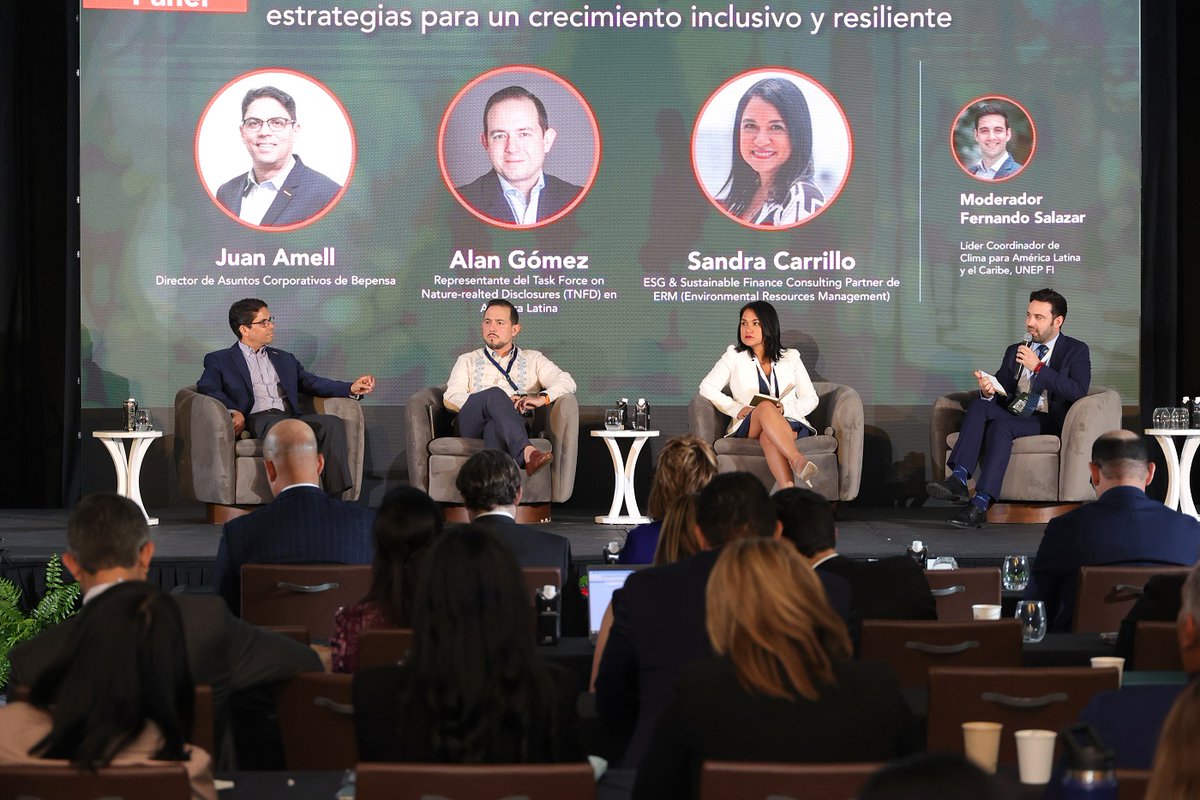 En el espacio "Transformación empresarial y finanzas sostenibles", los panelistas debatieron cómo integrar la sostenibilidad en la estrategia empresarial para impulsar un crecimiento inclusivo y resiliente. Participaron:

- Alan Gómez, representante en América Latina de <a href="/TNFD_/">TNFD</a>.
-