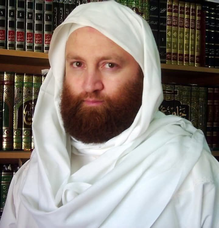 IbnAlarabi15's tweet photo. وزارة الداخلية السورية تعلن العثور على أوراق إعدام الدكتور "محمد خلدون محمد مكي الحسني الجزائري" حفيد الأمير عبدالقادر الجزائري. وفي البيانات المسجلة ظهر اسم الشهيد وتاريخ دخوله وأمر إعدامه في سجن #صيدنايا من قبل مدير مكتب الامن القومي  "علي مملوك" وعليه توقيع  #بشار_الاسد شخصياً https://t.co/igPUXqyR1W