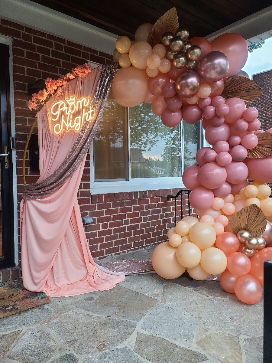 Dreamchaser7054's tweet photo. #PromNight2025 https://t.co/uSixHN0Crn