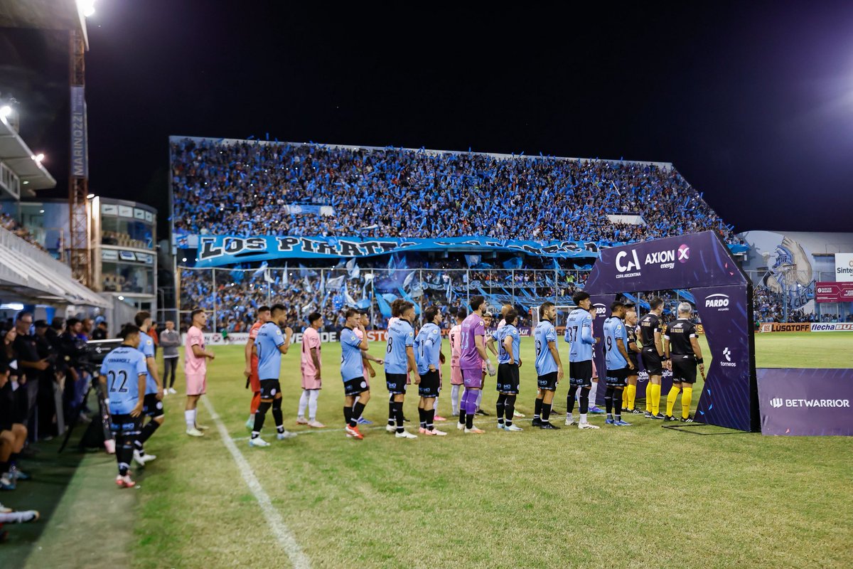 Belgrano's tweet photo. 🏆🇦🇷 ¡FECHA CONFIRMADA DE COPA ARGENTINA!

#Belgrano enfrentará a Defensores de Belgrano el viernes 27 de junio, por los 16avos de @Copa_Argentina, en sede y horario a definir.

#DaleBelgrano https://t.co/lNQ1MuThaQ