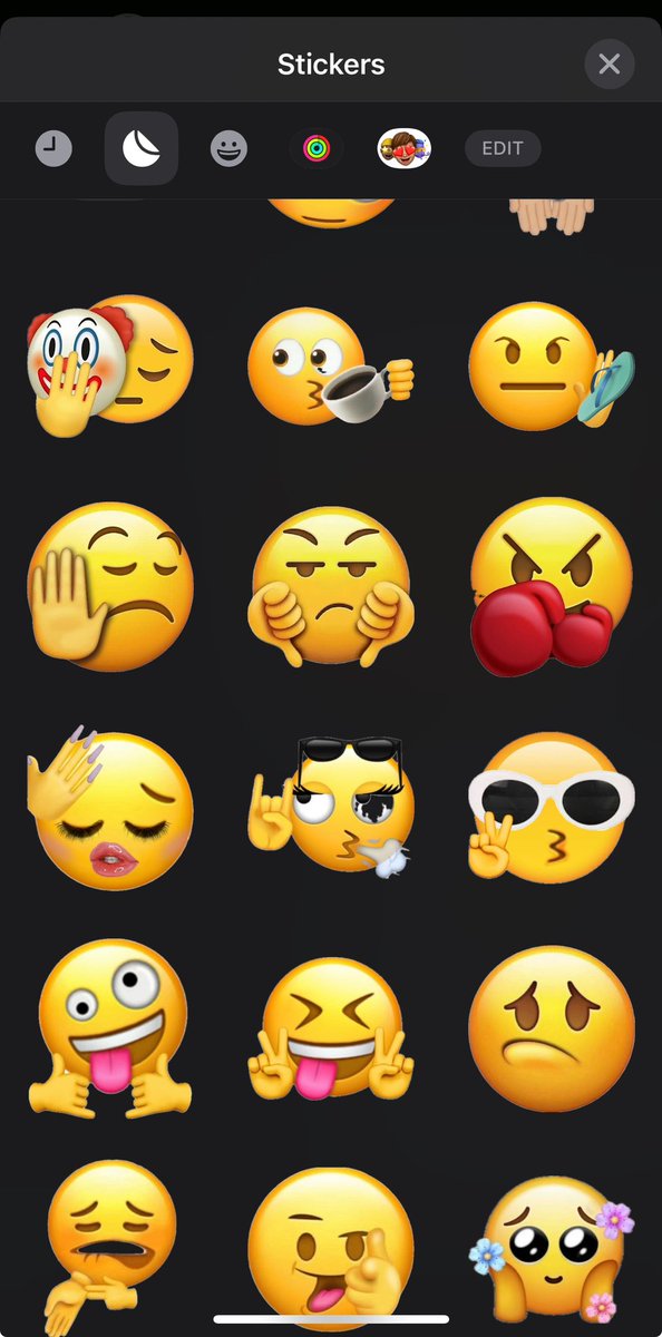 i0was's tweet image. جمعت لي ستيكرز على كيف كيفك