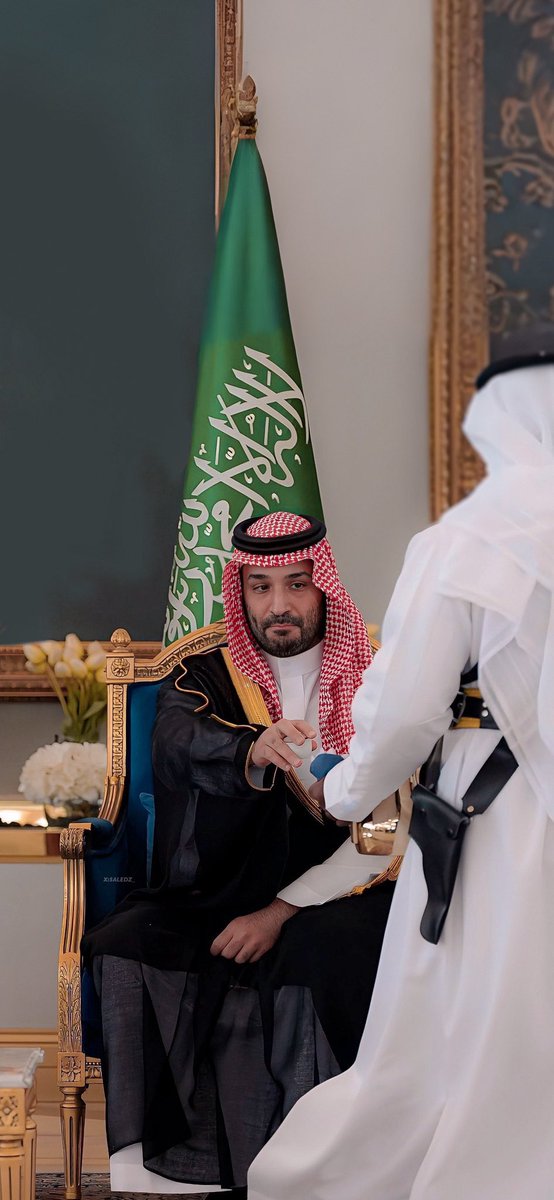 🇸🇦ماللعرب بعد الله إلا 🇸🇦
#محمد_بن_سلمان 
حفظه الله ورعاه👐🏻
دام عزك يا وطني، ودمت منبعاً للعطاء والفخر والتقدم نسأل الله عزوجل أن يحفظ وطننا 🇸🇦الغالي ويزيده عز ورخاء ونماء في  ضل قيادتنا حفظهم الله
هذا الموقف العظيم والكبير
لسمو سيدي #محمد_بن_سلمان
#رفع_العقوبات_عن_سوريا
