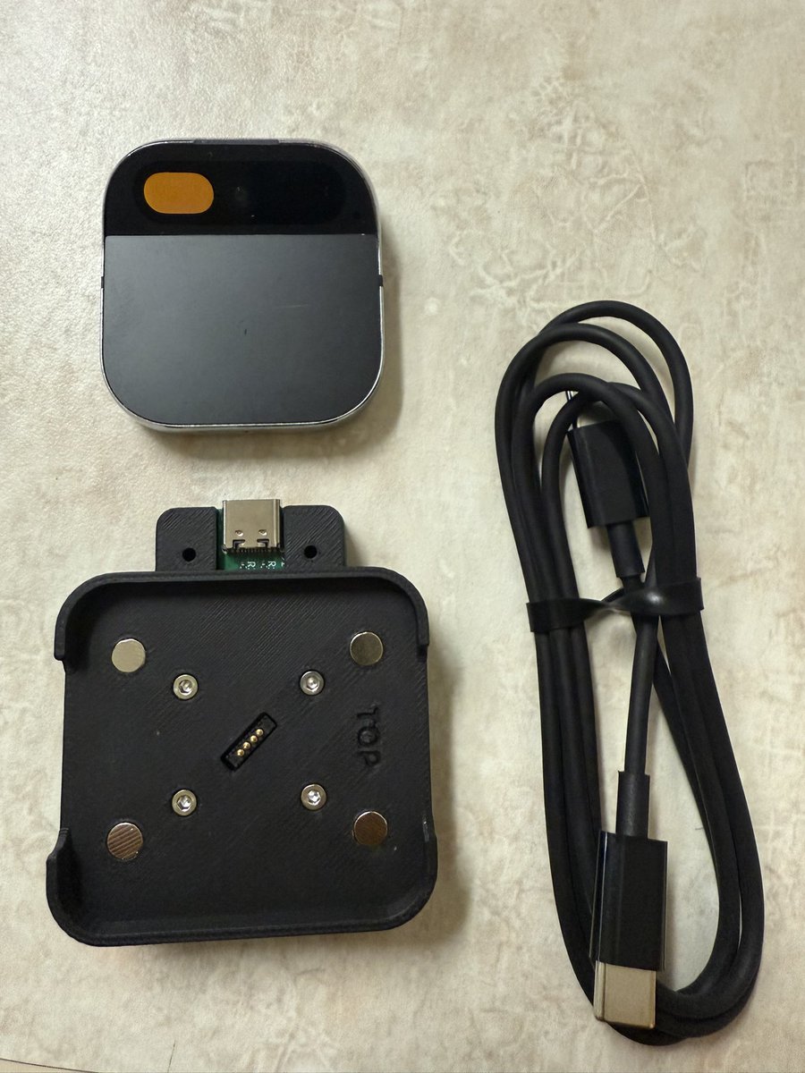 Chubbvibes's tweet image. Thanks for the Interposer @MaxMaeder1 let’s see what OpenPin software can do with this dead Humane Ai Pin. @Humane