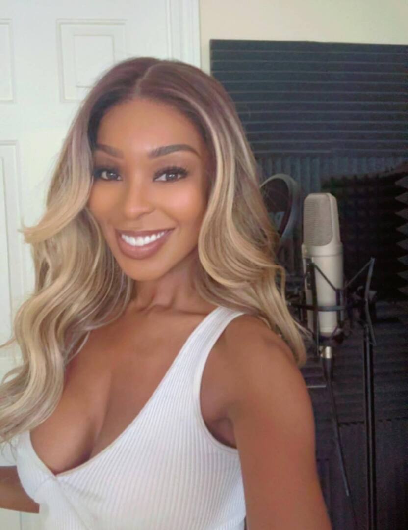 PorschaColeman's tweet image. 4 voiceover commercial &amp;amp; radio spots done today! And can you believe they ALL came from my work on the commercial I booked two weeks ago? And I did them right from home ❤️ Blessed 🙏🏾 Happy Friday! 

#BookedAndBusy #voiceover #commercials #porschacoleman #fyp #foryoupageシ #fory…