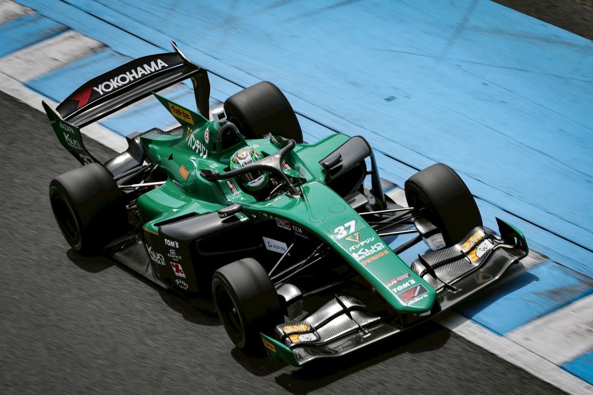 Todo listo para el finde <a href="/SUPER_FORMULA/">スーパーフォーミュラ公式</a> 🙌🏽