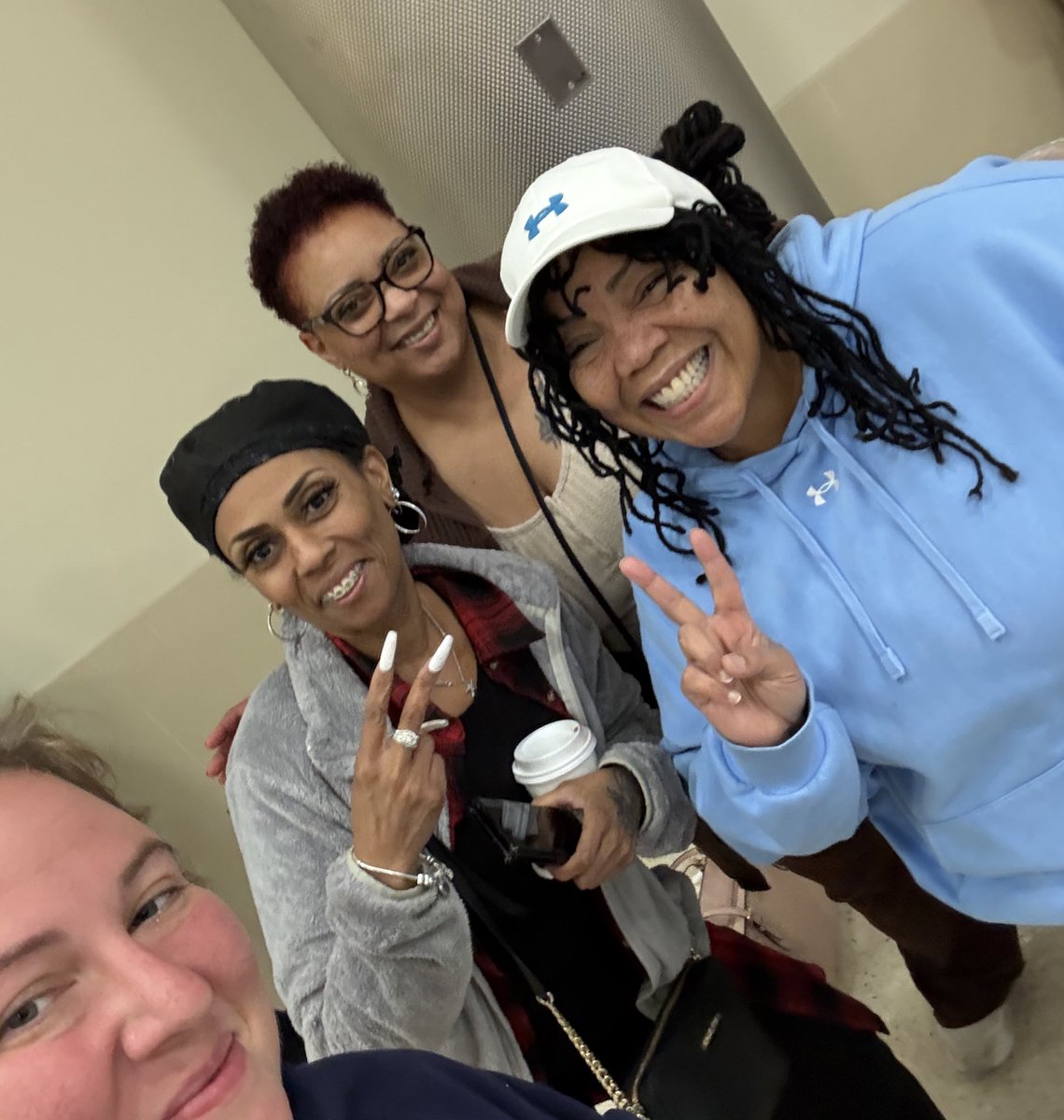 Xsmom15's tweet photo. Met some new friends at the airport!
My favorite part of roachin is meeting all the new people!
Different people. Different Places. Same goal! #kidnessmatters
CMH knows the @veefriends are real! https://t.co/El70zKSIJZ