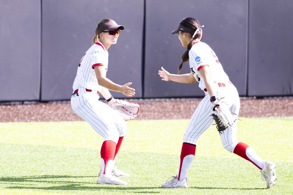 BrownU_Softball's tweet image. Early inning 📸