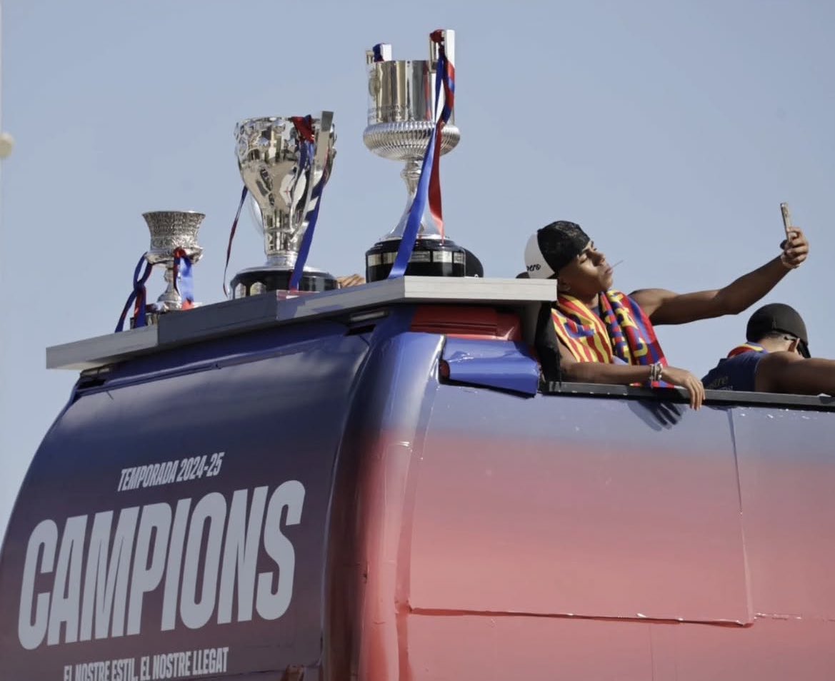 tikirisi's tweet photo. C A M P I O N S.  24-25 
Visca Barcq 🔵🔴👏🏼👏🏼👏🏼 https://t.co/9xPuY1i991