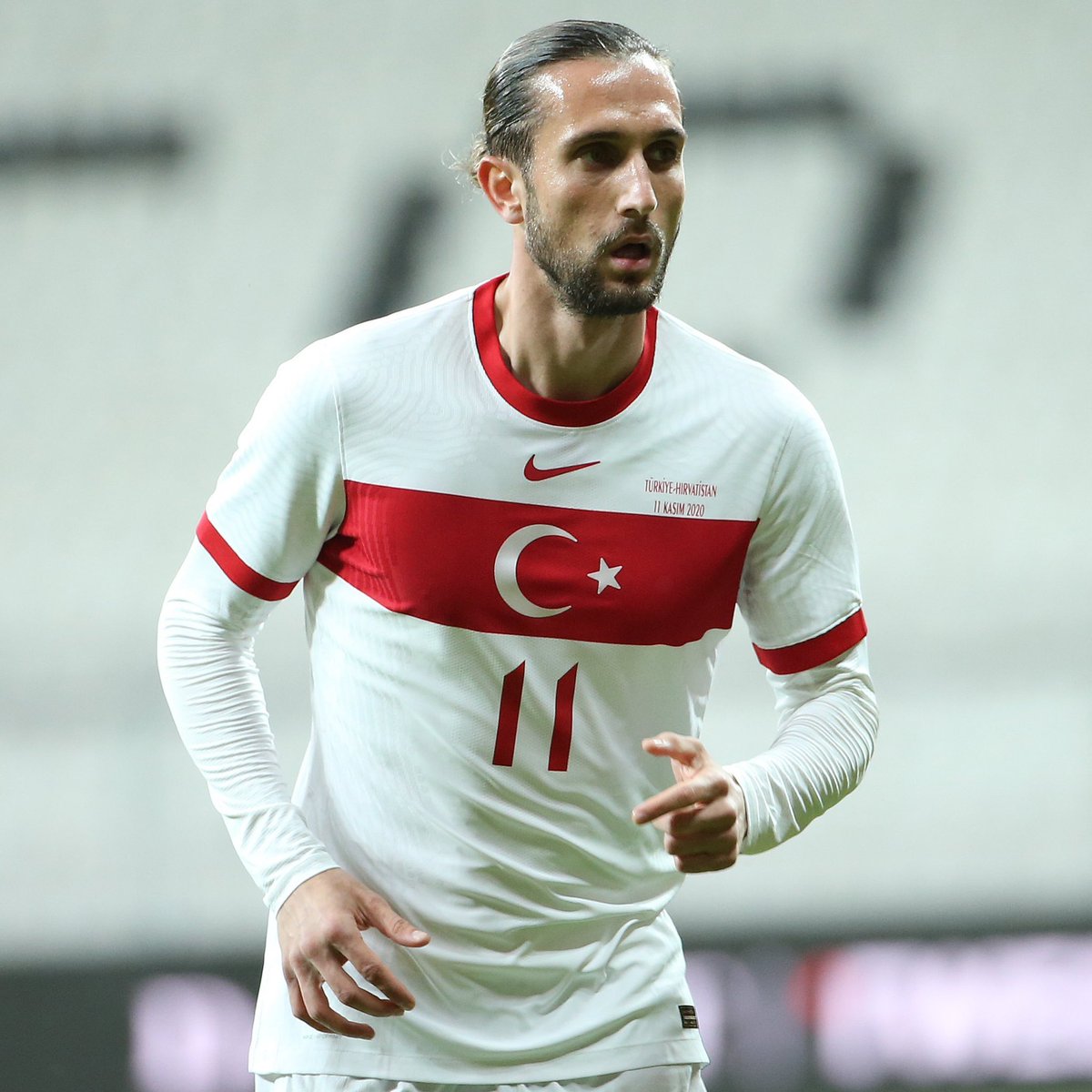 Yusuf Yazıcı sahalara geri döndü!

Olympiakos’ta forma giyen ve sezon başında çapraz bağlarını koparan Yusuf Yazıcı, 6 ay süren tedavi sürecinin ardından takımla birlikte çalışmalara başladı.