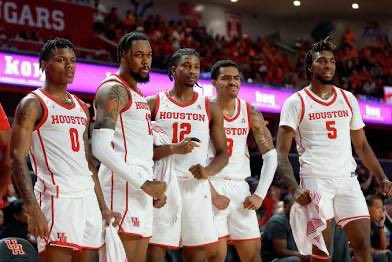 DawsonBattie's tweet image. After a conversation with coach Sampson, I’m blessed to receive an offer from the University of Houston!! #AGTG #GoCougs #Houstonbasketball