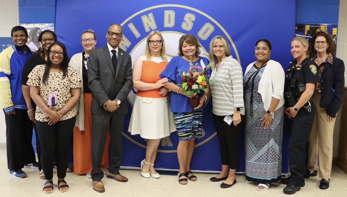 👑SUPPORT EMPLOYEE OF THE YEAR, LORI WALL! 

👑Whether it's balancing budgets, helping staff navigate forms and deadlines, or kind words.

👑Thank you for being the quiet engine that keeps everything running smoothly at WHS! 
facebook.com/share/1EApeY5d…
