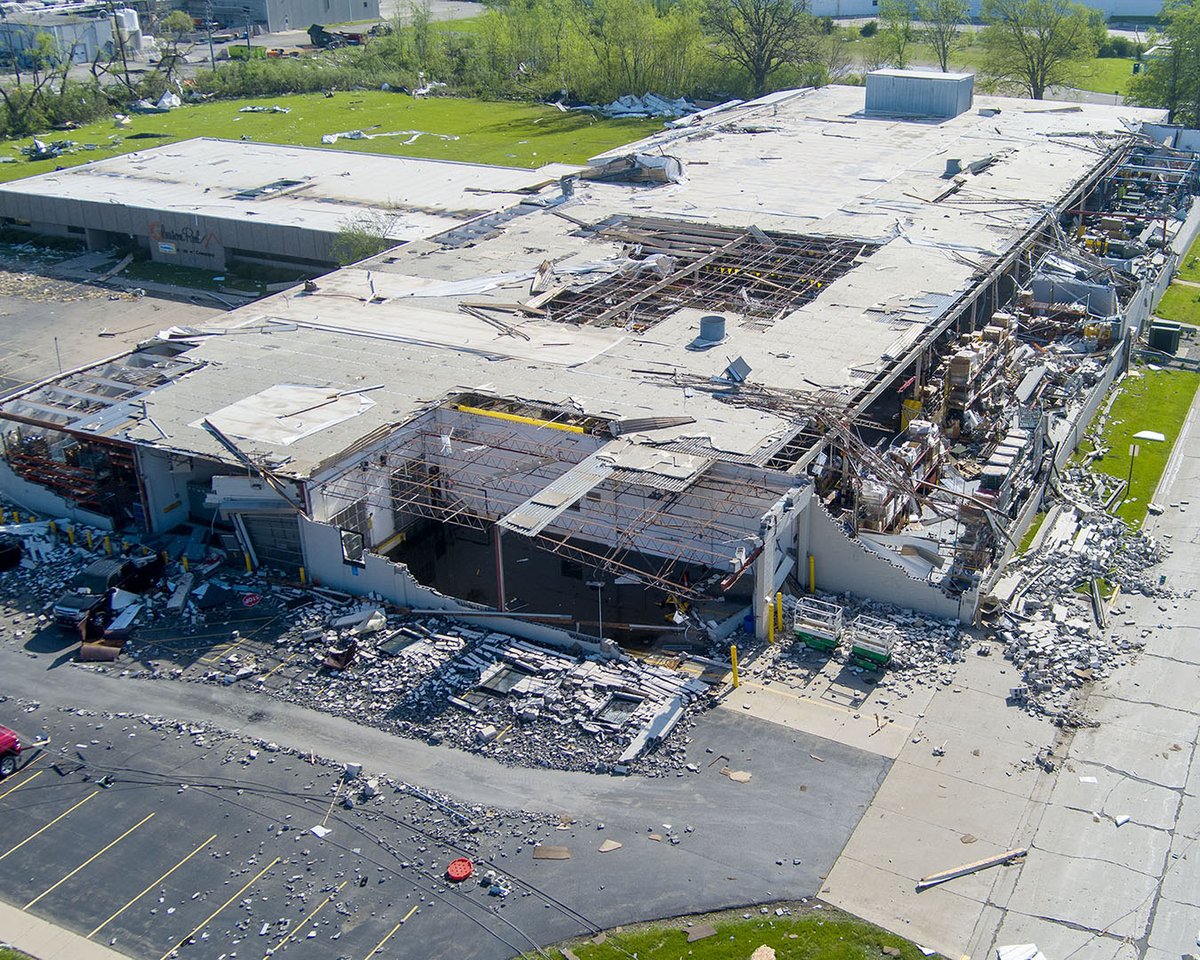 Here’s some of the damage in Mayville and Juneau , Wisconsin after last night’s tornadoes touched down in the area. Thankfully there were no serious injuries reported. But a lot of damage to property and businesses. #wiwx #weather #storms #Wisconsin #Juneau #Mayville #tornado