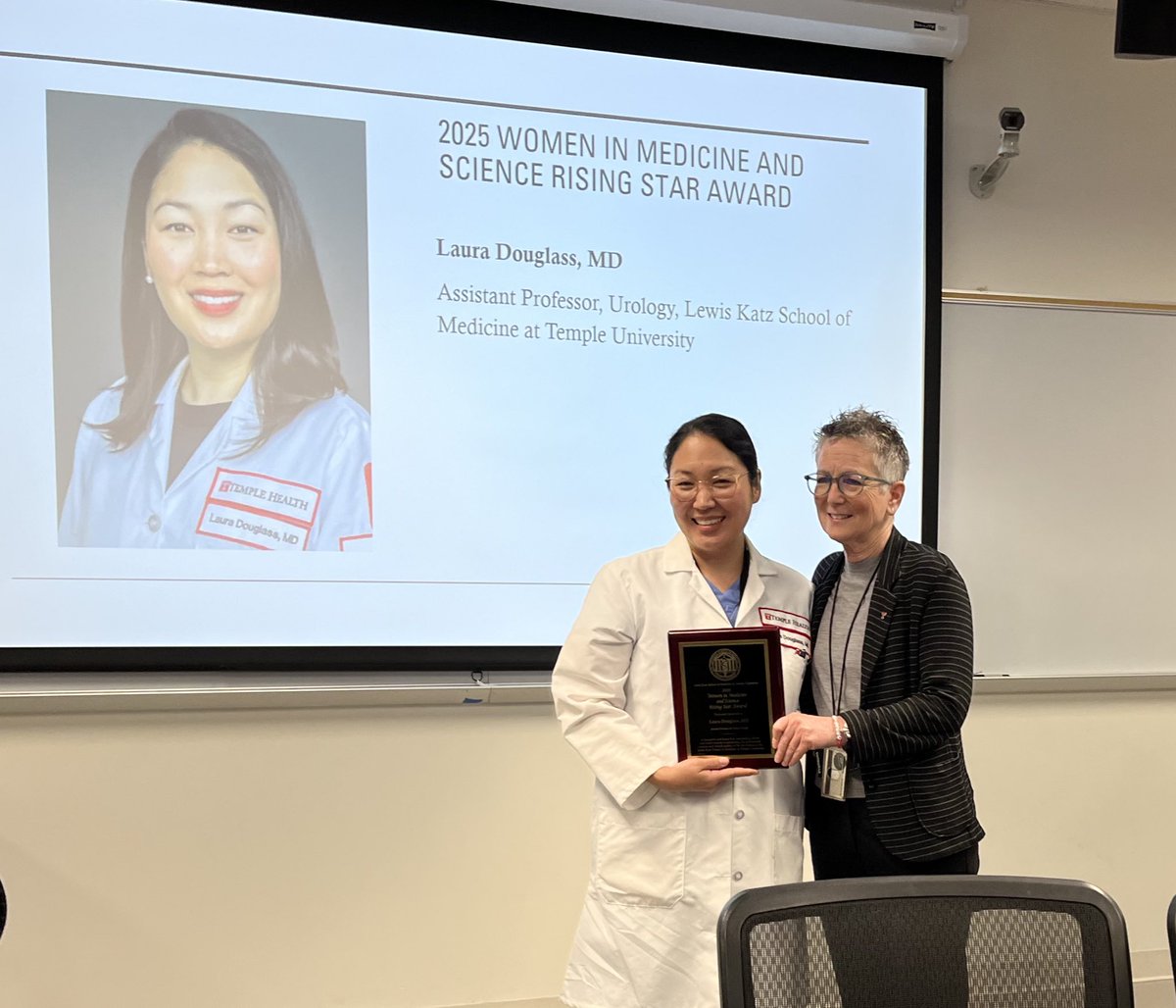Temple Urology (@templeurology) on Twitter photo Congratulations to our very own <a href="/LauraMDouglass/">Laura Douglass</a> on winning not 1️⃣, but 2️⃣ awards today!
This morning we honored her with the <a href="/TempleHealth/">Temple Health</a> Kudos award, followed by the 2025 Women in Medicine & Science Rising Star Award
So proud, a Fri-Yay indeed! Congratulations to our very own <a href="/LauraMDouglass/">Laura Douglass</a> on winning not 1️⃣, but 2️⃣ awards today!
This morning we honored her with the <a href="/TempleHealth/">Temple Health</a> Kudos award, followed by the 2025 Women in Medicine & Science Rising Star Award
So proud, a Fri-Yay indeed!