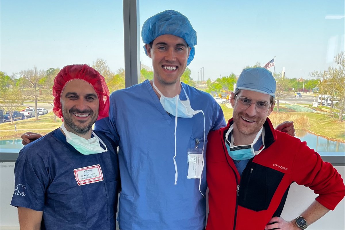 OU College of Medicine (@oucollegeofmed) on Twitter photo 𝐀𝐮𝐠𝐦𝐞𝐧𝐭𝐞𝐝 𝐑𝐞𝐚𝐥𝐢𝐭𝐲 🤝 𝐈𝐧𝐭𝐫𝐚𝐨𝐩𝐞𝐫𝐚𝐭𝐢𝐯𝐞 𝐕𝐢𝐬𝐮𝐚𝐥𝐢𝐳𝐚𝐭𝐢𝐨𝐧 <a href="/UofOklahoma/">University of Oklahoma</a> <a href="/OUHealth/">OU Health</a> <a href="/ENGINEERINGatOU/">Engineering at OU</a> researchers, physicians, and faculty develop innovative methods for neurosurgical guidance, visualization, and training. link.ou.edu/43oauz2 𝐀𝐮𝐠𝐦𝐞𝐧𝐭𝐞𝐝 𝐑𝐞𝐚𝐥𝐢𝐭𝐲 🤝 𝐈𝐧𝐭𝐫𝐚𝐨𝐩𝐞𝐫𝐚𝐭𝐢𝐯𝐞 𝐕𝐢𝐬𝐮𝐚𝐥𝐢𝐳𝐚𝐭𝐢𝐨𝐧 <a href="/UofOklahoma/">University of Oklahoma</a> <a href="/OUHealth/">OU Health</a> <a href="/ENGINEERINGatOU/">Engineering at OU</a> researchers, physicians, and faculty develop innovative methods for neurosurgical guidance, visualization, and training. link.ou.edu/43oauz2