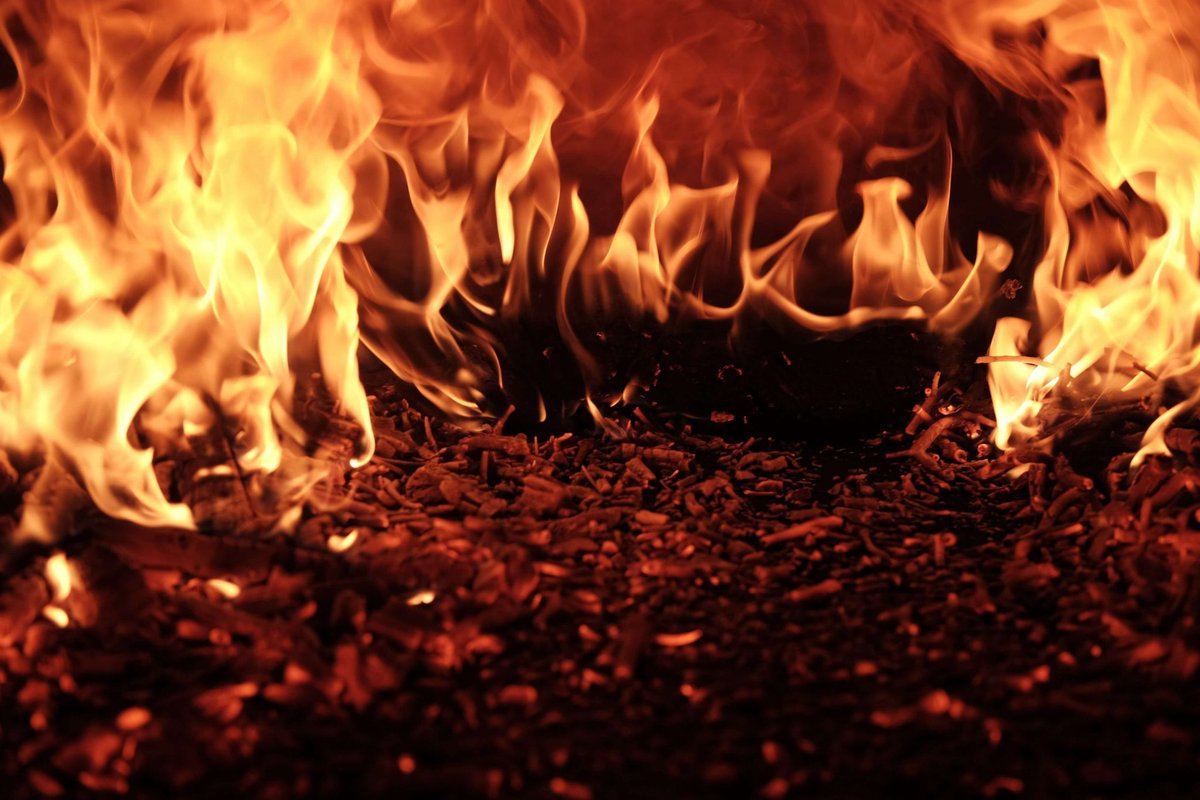 Unconfirmed reports 
Mbare Magaba is allegedly on fire 

Side rinonzi rekwa Bla Metso 

Sad development indeed if true