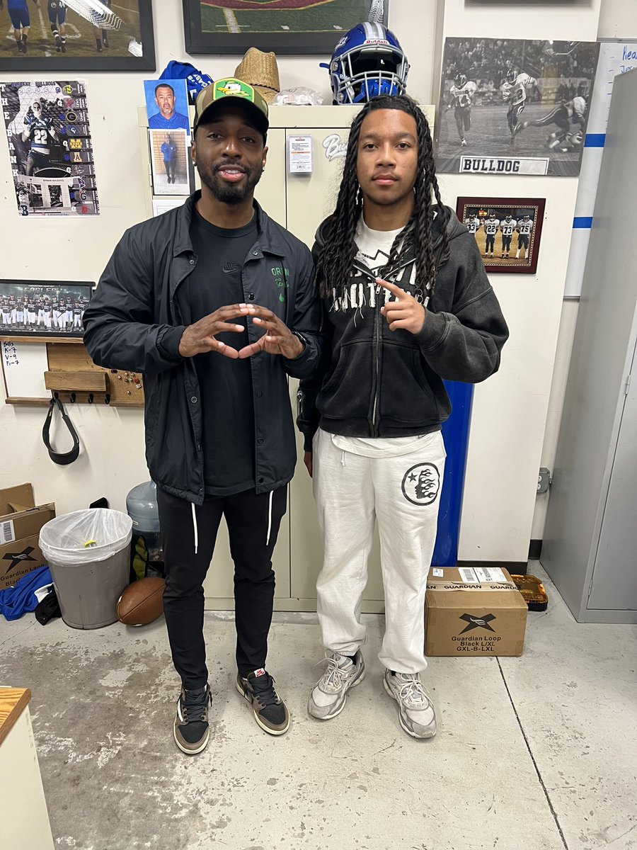 Exodus Freeman (@exodusfreeman_) on Twitter photo Thank you <a href="/CoachWadu/">Rashad Wadood</a> for stopping by, it was great meeting you ! I had a great time learning more about <a href="/oregonfootball/">Oregon Football</a> Thank you <a href="/CoachWadu/">Rashad Wadood</a> for stopping by, it was great meeting you ! I had a great time learning more about <a href="/oregonfootball/">Oregon Football</a>
