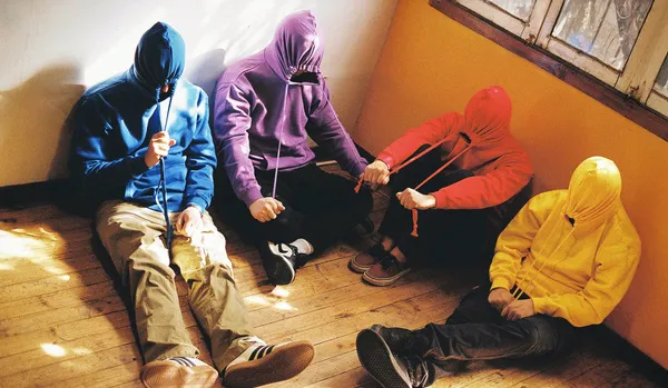 [MÚSICA CHILENA] Emoción cruda, explosiones y sintetizadores: Slap Coo lanza su primer EP "cuadros son grietas": wp.me/p5Uj1y-2CZ