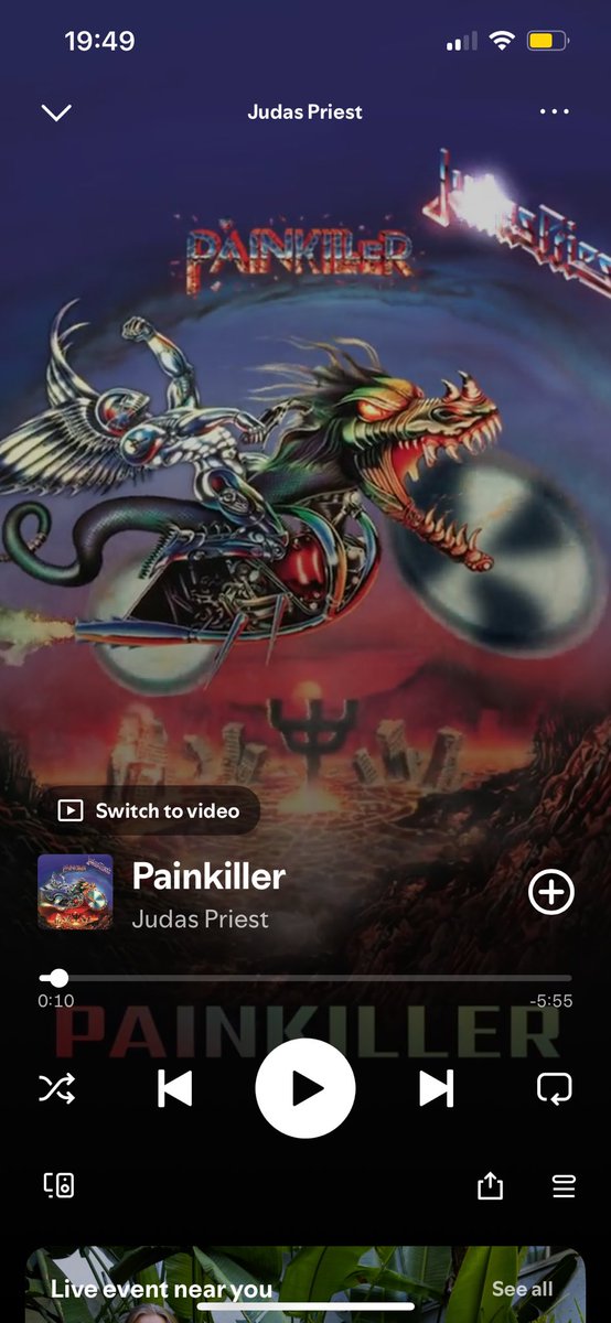 Chine210's tweet photo. She said this is the worst song I’ve ever played her 😭 https://t.co/GhD31t1GUY