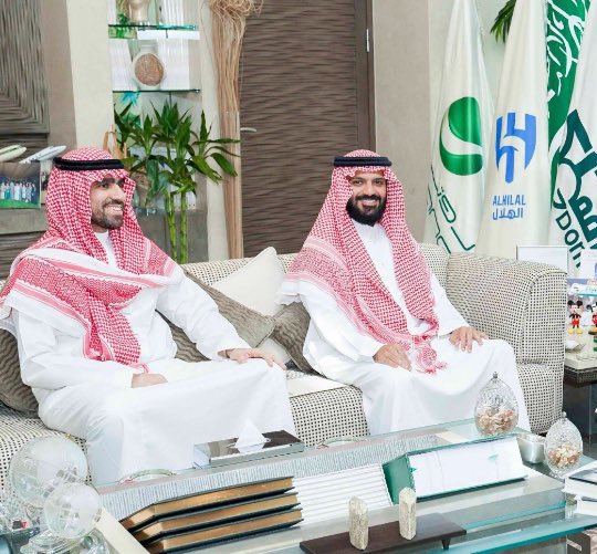 🚨🚨🚨🚨🚨🚨🚨🚨🚨🚨🚨🚨🚨

عاجل — صُناع القرار جماهير الاتحاد تطلق هاشتاق:

 #عودة_انمار_وكعكي_مرفوضه