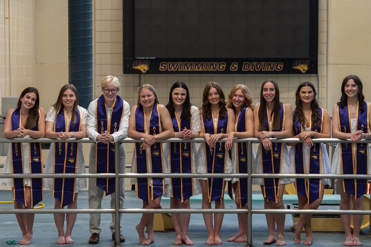 uniswimdive's tweet photo. Sending a huge congrats to our seniors graduating this weekend. We love you! 👩‍🎓💛💜

#EverLoyal #1UNI #LeaveYourMark https://t.co/KnShLp7v8a