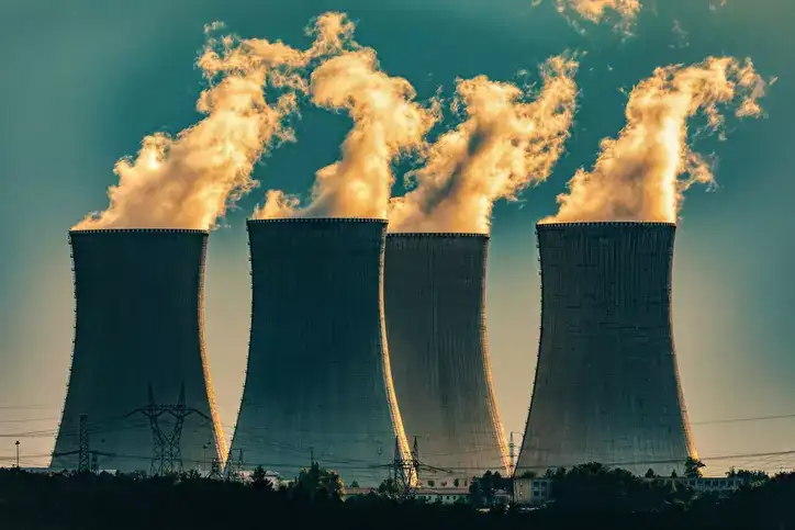 go4avinash's tweet photo. As of January 30, 2025, India’s installed Nuclear Capacity is 8,180 MWe, up from 4,780 MWe in 2014.
The GoI has initiated steps to increase nuclear power capacity from the current 8,180 MWe to 22,480 MWe by 2031-32.
#PHWR (IPHWR-700 )
- 4 Nuclear Plant (630 x 4 = 2,520 MWe) Under Construction in #Gorakhpur, HR.
- 2 Nuclear Plant (630 x 2 = 1,260 MWe) Under Construction in #Kaiga, KT.
- 2 Nuclear Plant (630 x 2 = 1,260 MWe) Planned in #Chutka, MP.
- 1 Nuclear Plant (630 x 1 = 630 MWe) Planned in #Rawatbhata, RJ.
- 4 Nuclear Plant (630 x 4 = 2,520 MWe) Planned in #MahiBanswara, RJ.
#SFR (PFBR)
- 1 Nuclear Plant (490 x 1 = 490 MWe) Under Commissioning in #Kalpakkam
#PWR (VVER-1000)
- 4 Nuclear Plant (917 x 4 = 3,668 MWe) Under Construction in #Kudankulam.
GoI has launched, Nuclear Energy Mission, which is focused on research and development (R&D) of Small Modular Reactors (SMRs). The GoI has set an ambitious target of 100 GWe Nuclear Power capacity by 2047.
#NuclearPower #NuclearEnergy #India