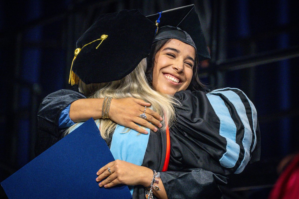 AngeloStatePres's tweet image. Night one is in the books, and what a night it was! Congratulations to all our graduates. The future is brighter because of you, and we can't wait to see how you lead the charge!
