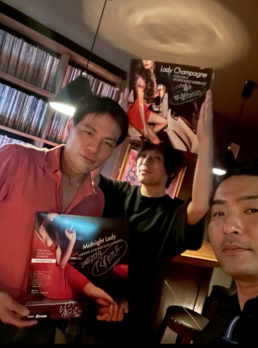 渋谷のOne Trick Ponyさんにて。T-Grooveのレコードありました！ギターで参加している天野有人も一緒に。