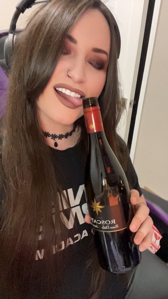 Join me for games and DRINKS! 😘😏
#KickStreamer 
#TwitchStreamers 

Kick.com/jackrad2012
Twitch.com/jackrad2012
<a href="/KickStreaming/">Kick</a> 
<a href="/Twitch/">Twitch</a>