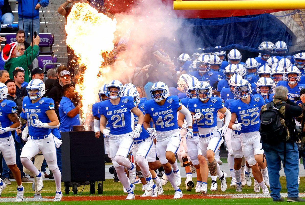 Ta'a Malu (@ta_amilo) on Twitter photo #AGTG After a great conversation with <a href="/CoachStubbs/">Taylor Stubblefield</a> I am blessed to receive an offer from the Air Force Academy!! Thank you <a href="/AF_Football/">Air Force Football</a> for believing in me!⚡️ #AGTG After a great conversation with <a href="/CoachStubbs/">Taylor Stubblefield</a> I am blessed to receive an offer from the Air Force Academy!! Thank you <a href="/AF_Football/">Air Force Football</a> for believing in me!⚡️