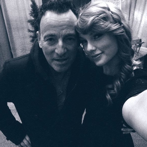Mollyploofkins's tweet image. Springsteen: Still the Boss
Taylor Swift: Still hot
Trump: Still a piece of shit