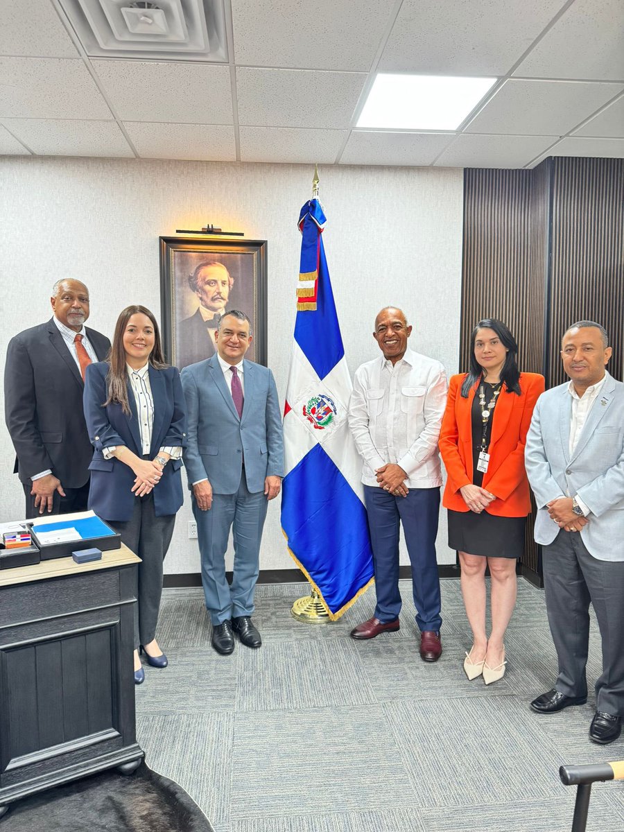 De la misma forma Román Jáquez, planteó algunos proyectos presente y futuros en colaboración entre ambas entidades.