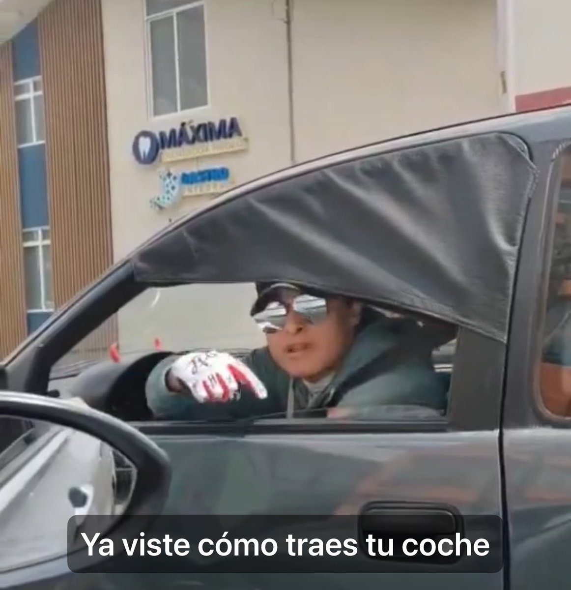 max_epr3's tweet photo. @OroNoticiasPue Y este simio naco que se cree? Checo Pérez? Alguien avísele al hijo de toda su putisima madre, que trae manejando un Chevy!!! 😂😂😂😂🤣👇👇👇👇 https://t.co/UQBfcMvCrv