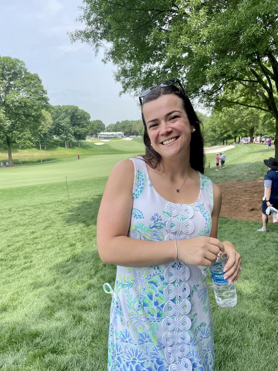 rrmcphers's tweet photo. sunshine, snacks, and spectating at @PGAChampionship ⛳️☀️ https://t.co/n3vqlzqgCb