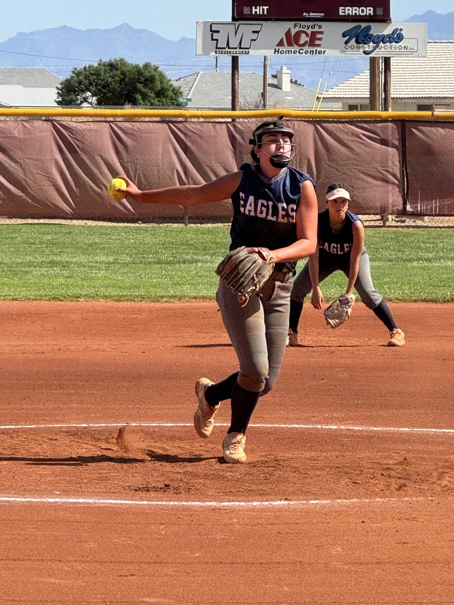 boulder_hs's tweet photo. Eagles softball wraps up a great season at State—big win over SLAM and a hard-fought battle against Fernley. So proud of this team! #bchs41 #EaglePride #bchssoftball https://t.co/VxyJBQkOH0