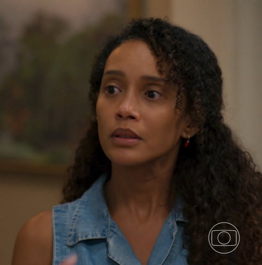 felipemessmo's tweet image. A diferença entre a Raquel e as outras mães trouxas da teledramaturgia é que, ao menos, as demais tinham carisma ou geravam alguma identificação com o público #ValeTudo
