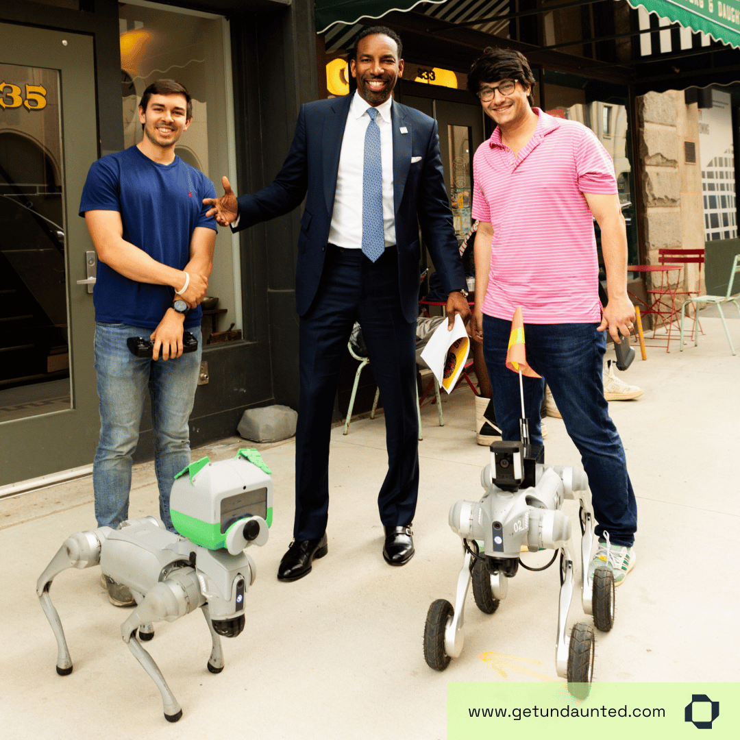 getundaunted's tweet image. Thank you Mayor Andre Dickens for stopping by Atlanta Tech Village Sylvan and giving us the chance to share what we’re building at Undaunted.

#AtlantaTech #GeorgiaTech #ATLStartups #SafeCommunities #TechForGood