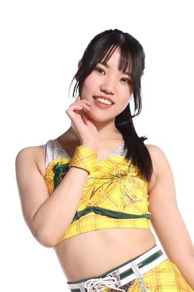 【キャラクター紹介】
エミリア/石塚美帆

受付。
日々セクハラに耐え続ける。

ひきつった笑顔だけは絶やさず、時々毒を吐く。

☆30RPで次のキャラクターを紹介します！
#拡散希望 

#ARGサタン #アクトリング