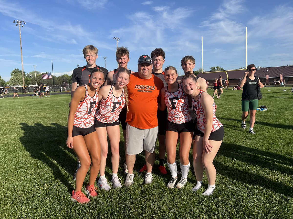 schenckmatt's tweet image. Feel very blessed to have gotten to spend the last 3 months with this hurdle crew! Ready to get to watch them compete on the blue oval next Thursday. Go Trojans!