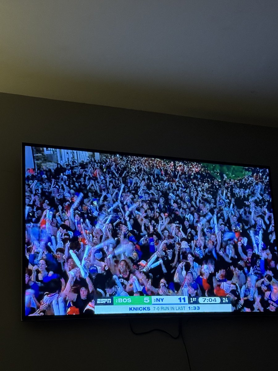 jd_williams45's tweet photo. Found the poor section for NY outside the Garden ⁦@PFTCommenter⁩ ⁦@BarstoolBigCat⁩ ⁦@hen_ease⁩ ⁦@PardonMyTake⁩ https://t.co/164cyFfmUD
