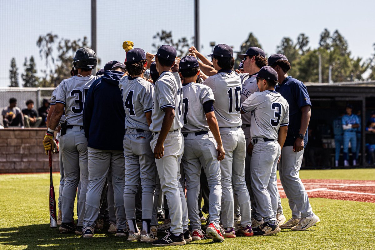 A tough first-round exit in the CIF-SS Division 2 playoffs, but we’re incredibly proud of this team. What a season. We’ll miss our seniors. #GoLancers