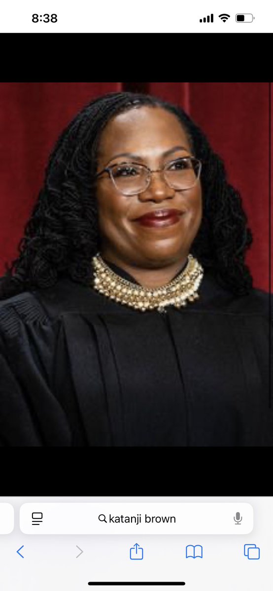 merrylynn06's tweet image. 10.. it’s not just ACB and Roberts.. I’m disappointed with the majority of the SCOTUS except Clarence Thomas and Samuel Alito.. these two are the worst⬇️
