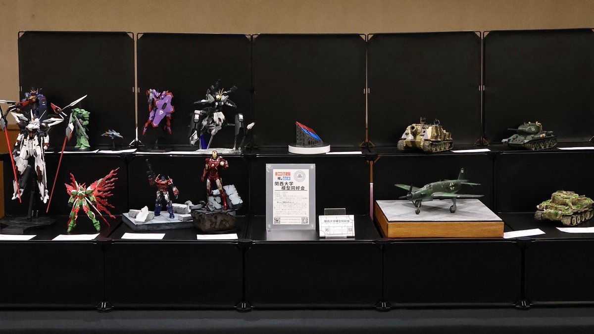 KUModellersClub's tweet image. 設営完了しました！よろしくお願いします！

#今日の模型同好会
#静岡ホビーショー
#モデラーズクラブ合同作品展