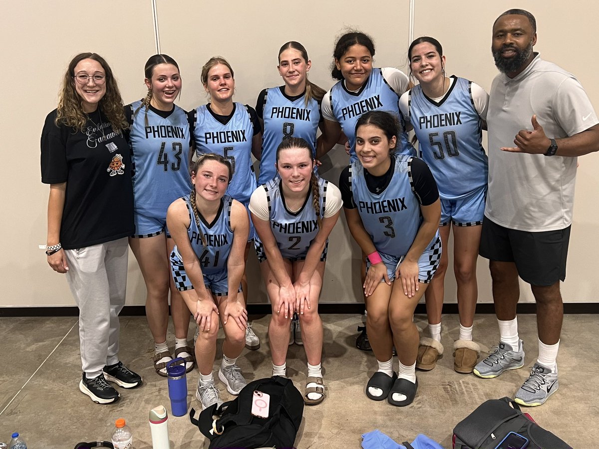 Austin Phoenix 17U wins both games today at Clash of Clubs🔥
2-0‼️‼️