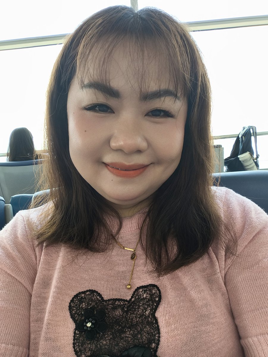 GrassTruong's tweet photo. This is my third time in Thailand this year. See you tomorrow Noeul. Miss you.
@Noeul_lee6 https://t.co/xiF2pfPgXs