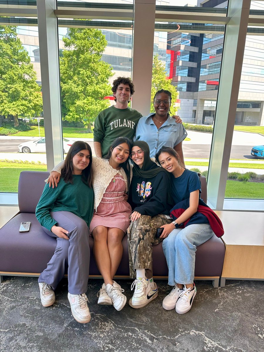 Officially 1/4 done with med school!