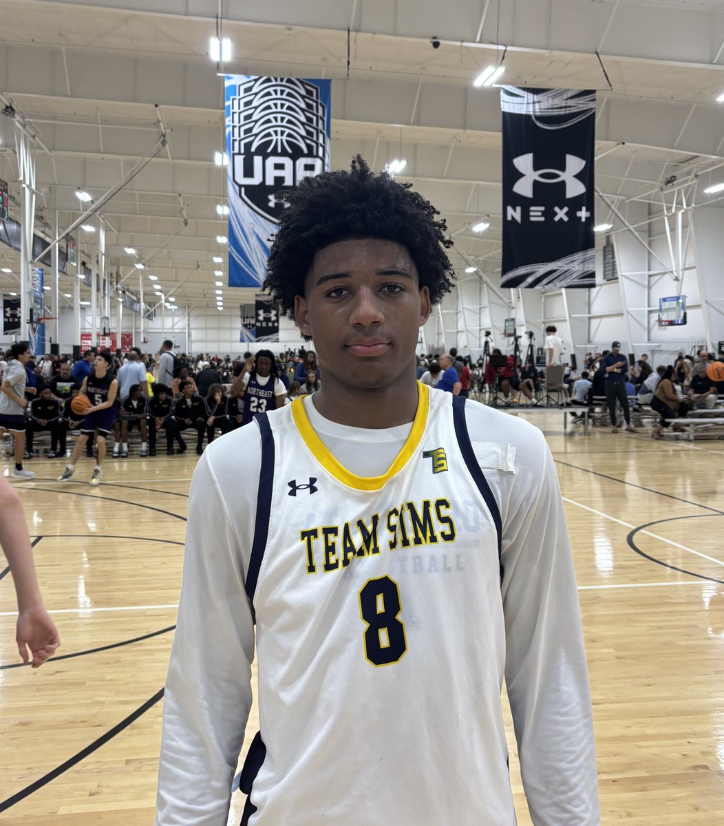 2026 Ladainian Rodrigues had a solid showing here tonight with 12 points for <a href="/teamsims4Life/">Team Sims Basketball</a>. The Attleboro wing’s athleticism and physicality stand out, while he pressures the rim and can step into outside shots. 

Was one of the best public school players in Mass this year.