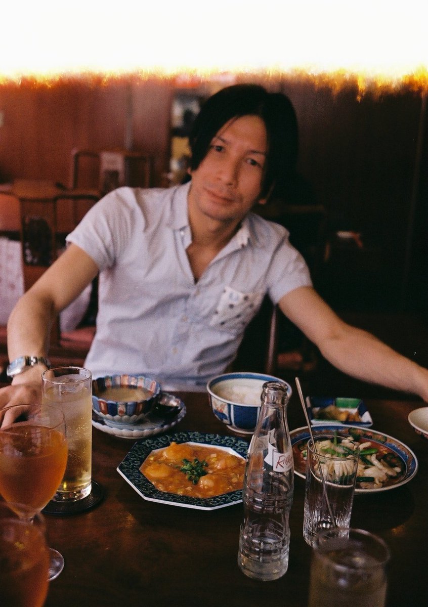 ajihei_iso100's tweet image. ハッセル毛ん太郎さん@messin_aroundとランチ
#filmphotography 
#Rollei35