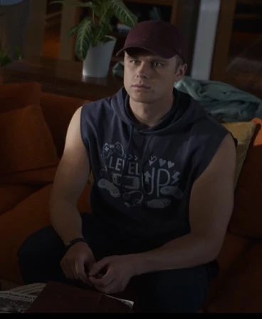 CanaryGrayson's tweet image. the himbo you really wanted to survive but you forget it's the wrong franchise to wish for that😭 #FinalDestination