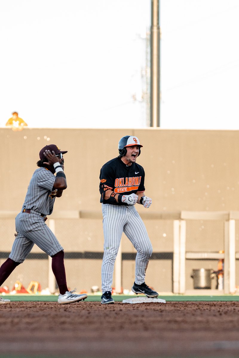 OSUBaseball's tweet photo. Spot the difference https://t.co/zDhOXS8iGb